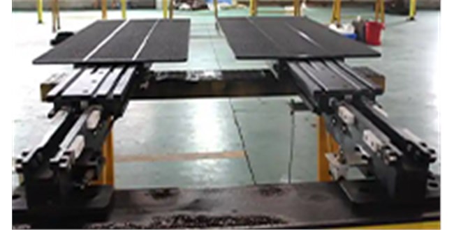 生产的自动伸缩货叉具有伸缩自如、限位、抗弯强度高等特点